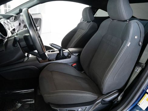 Used 2020 Ford Mustang Coupe w/ Equipment Group 101A RWD image 13