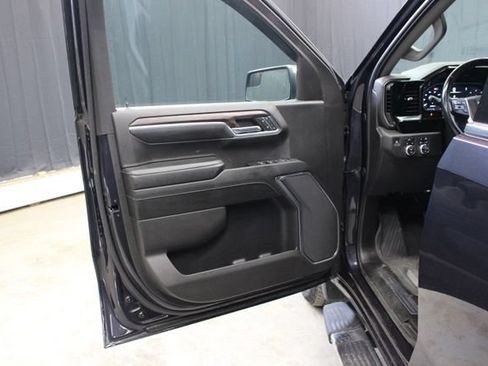 Used 2024 GMC Sierra 1500 SLT AWD/4WD image 37