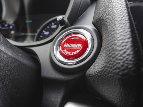 Used 2024 Mitsubishi Eclipse Cross Ralliart image 20