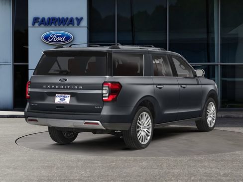 Used 2024 Ford Expedition Max Limited RWD image 2