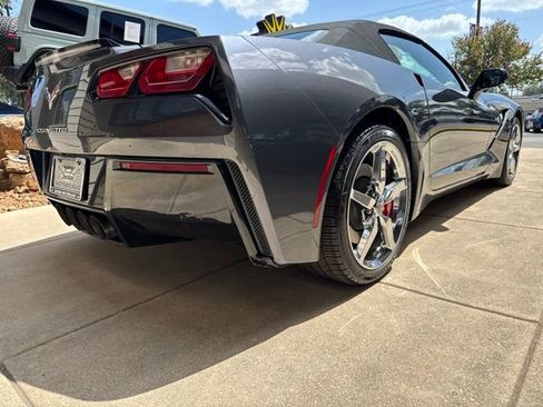 Used 2014 Chevrolet Corvette Stingray Convertible w/ Battery Protection Package RWD image 5