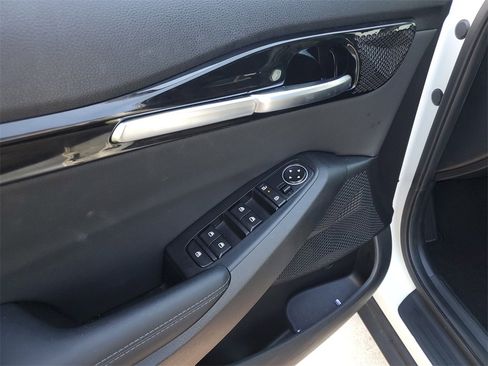 Used 2024 Kia Seltos EX image 17