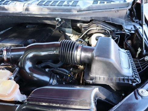 Used 2019 Ford F150 Lariat w/ Equipment Group 502A Luxury image 40