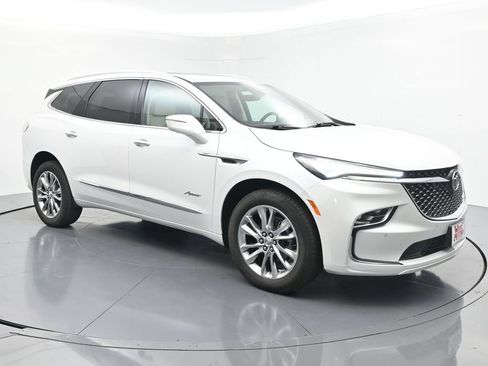 Used 2023 Buick Enclave Avenir w/ Avenir Technology Package AWD/4WD image 7