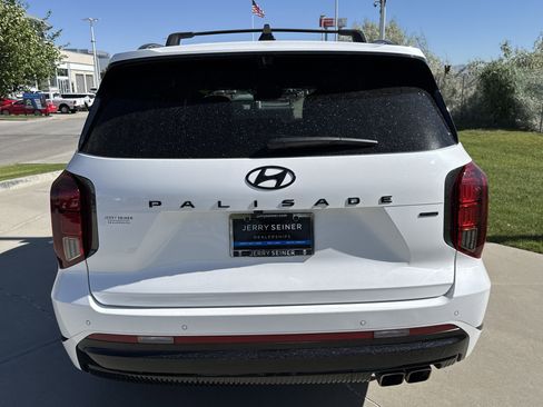 Used 2024 Hyundai Palisade Calligraphy AWD/4WD image 4