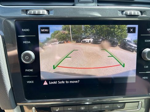 Used 2018 Volkswagen Golf Alltrack SE AWD/4WD image 18