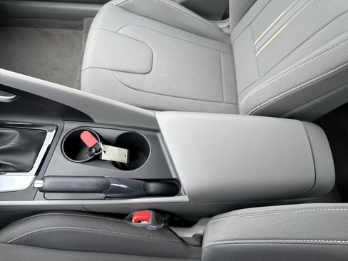 New 2026 Hyundai Elantra Sport FWD image 21