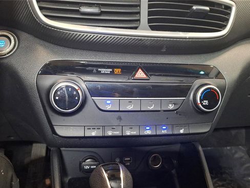 Used 2020 Hyundai Tucson Value FWD image 18
