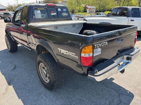 Used 2002 Toyota Tacoma 4x4 Xtracab V6 image 10