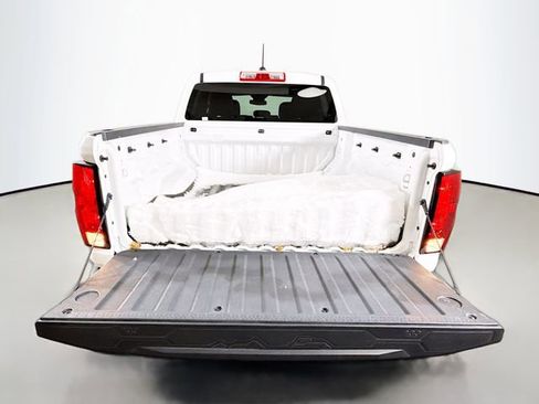 Used 2023 Chevrolet Colorado Trail Boss w/ Advanced Trailering Package image 24