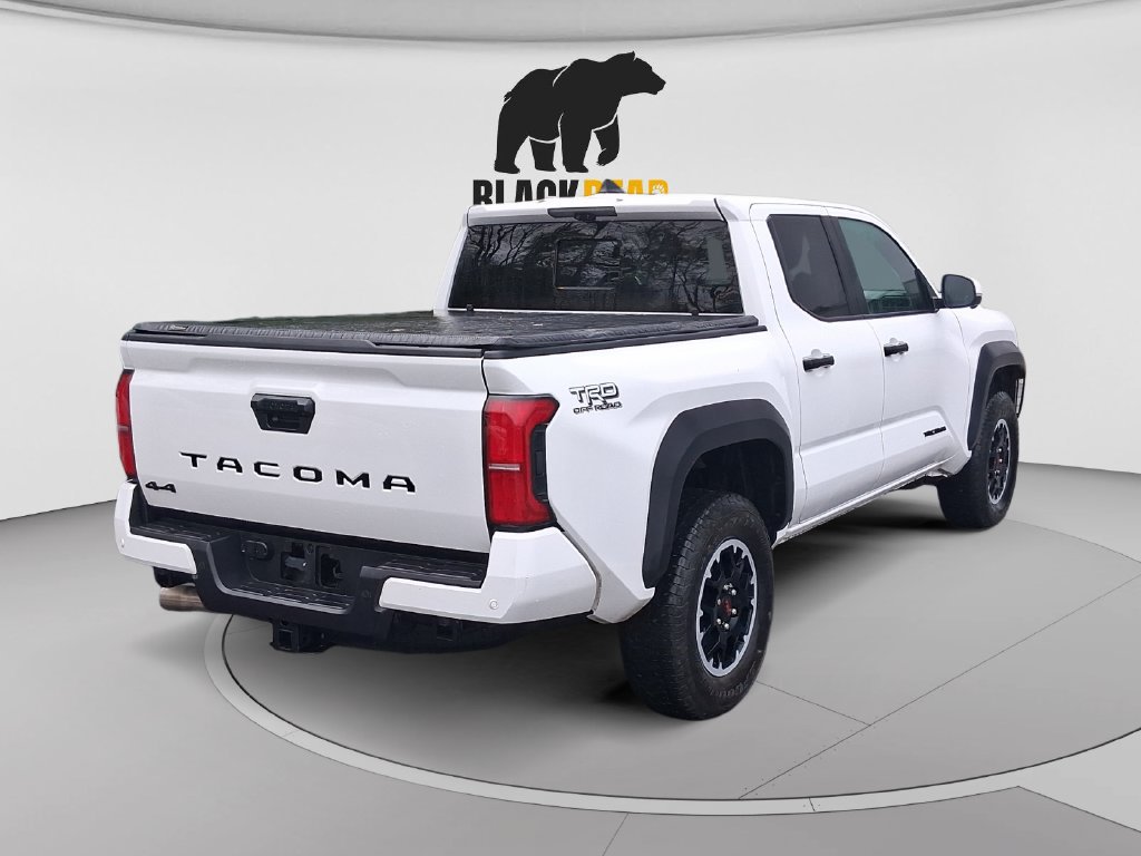 Used 2025 Toyota Tacoma TRD Off-Road w/ TRD Off Road Premium Package AWD/4WD image 3