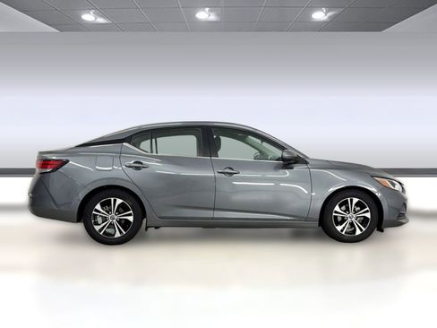 Used 2023 Nissan Sentra SV FWD image 8