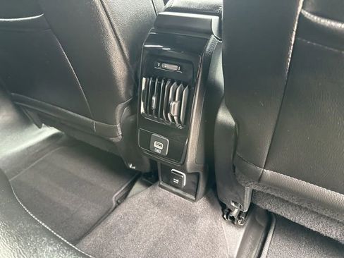 Used 2025 Jeep Compass Limited AWD/4WD image 20