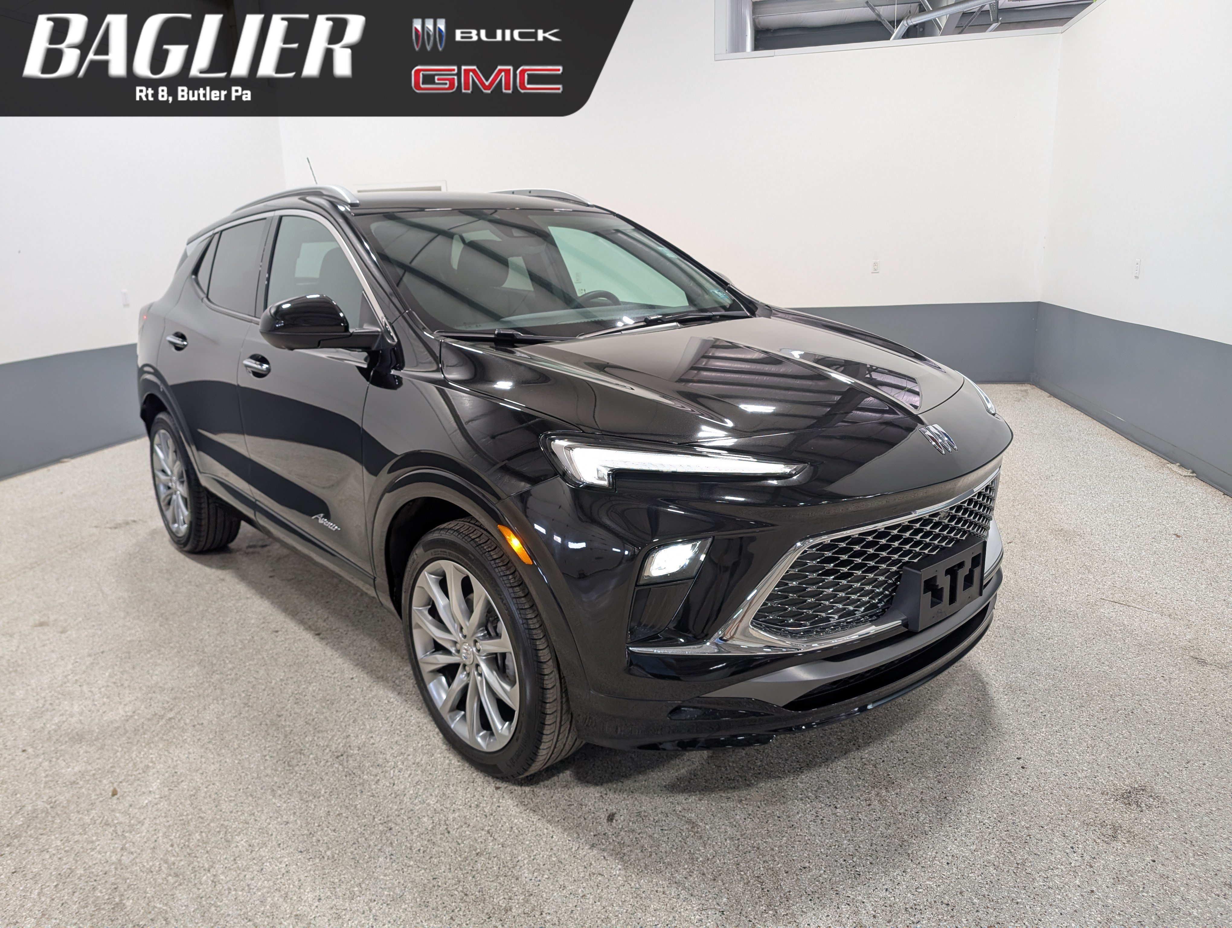Used 2025 Buick Encore GX Avenir w/ Avenir Technology Package AWD/4WD image 1
