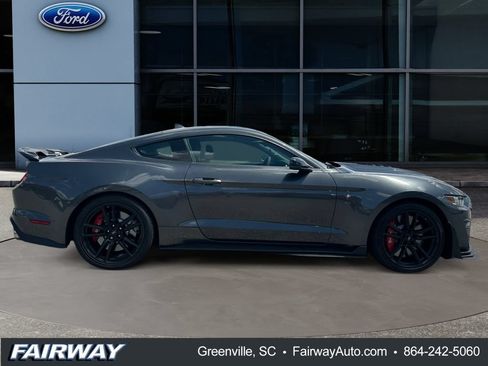 Used 2020 Ford Mustang Shelby GT500 w/ Technology Package RWD image 9