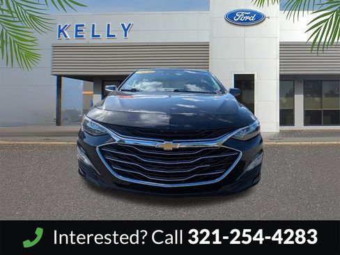Used 2024 Chevrolet Malibu LT FWD image 3