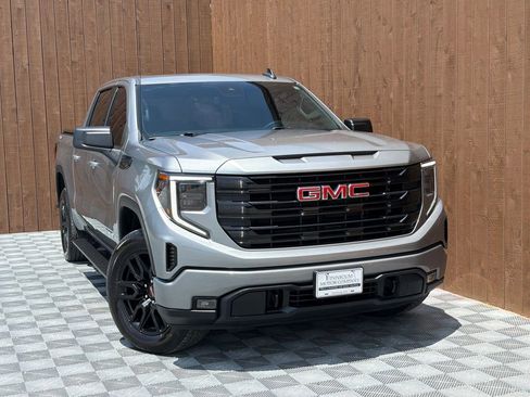 Used 2024 GMC Sierra 1500 Elevation AWD/4WD image 12