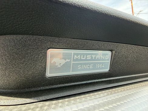 Used 2017 Ford Mustang GT Premium w/ GT Performance Package RWD image 26