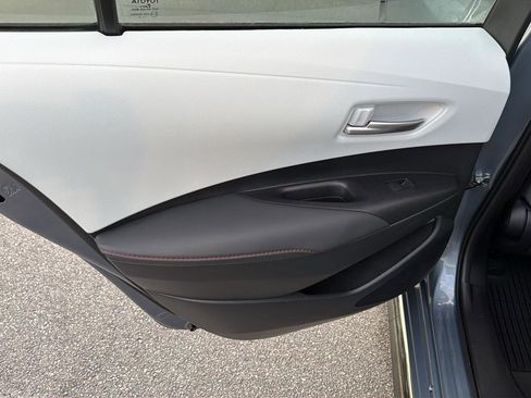 Used 2025 Toyota Corolla SE FWD image 17