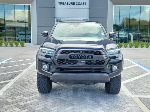 Used 2021 Toyota Tacoma TRD Off-Road w/ TRD Premium Off Road Package AWD/4WD image 8