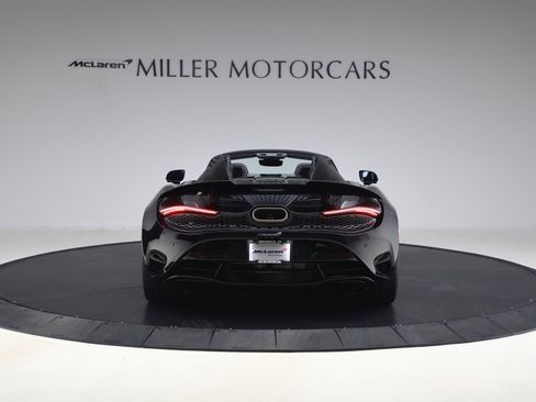 New 2026 McLaren 750S Spider RWD image 5