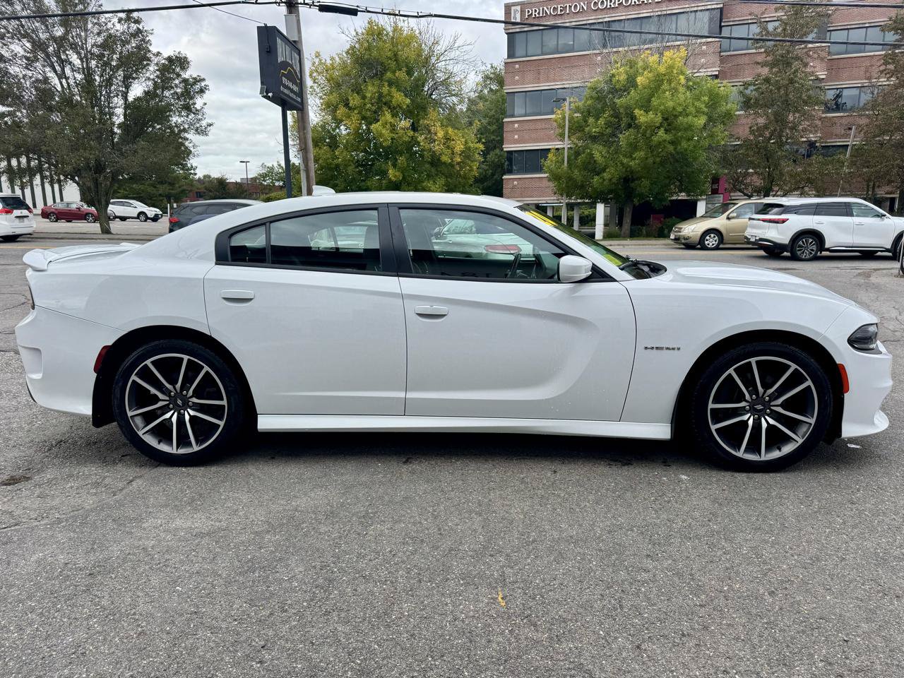 Used 2020 Dodge Charger R/T w/ Plus Group RWD image 6