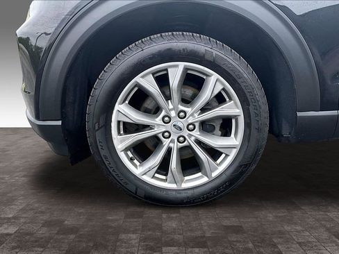 Used 2021 Ford Explorer XLT AWD/4WD image 35