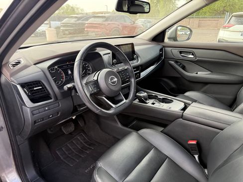 Certified 2022 Nissan Rogue SL FWD image 14