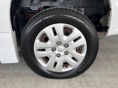 Used 2014 Dodge Grand Caravan SE w/ Quick Order Package 29E SE FWD image 25