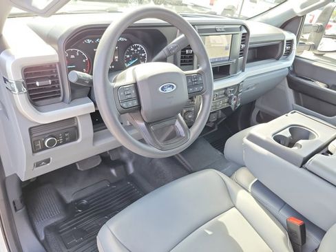Used 2025 Ford F250 XL w/ 360-Degree Camera Package AWD/4WD image 19