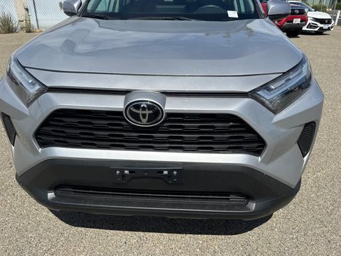 Used 2023 Toyota RAV4 XLE AWD/4WD image 15