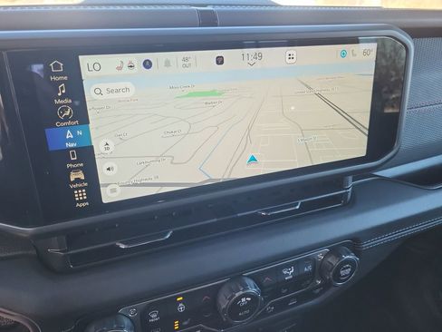 Used 2025 Jeep Gladiator Rubicon image 23