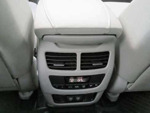 Used 2017 Acura MDX SH-AWD w/ Technology Package image 7