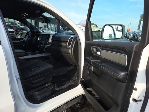 Used 2019 RAM 1500 Big Horn image 13