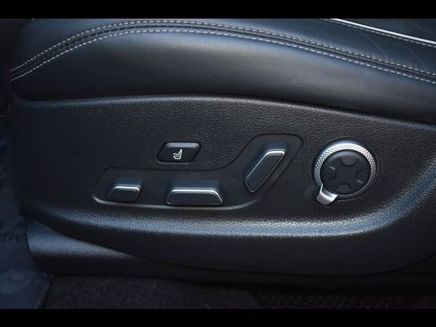 Used 2022 Genesis GV70 3.5T Sport w/ Sport Prestige Package image 19