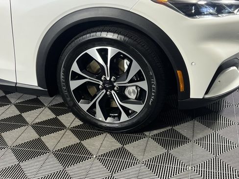 Used 2024 Ford Mustang Mach-E Select image 11