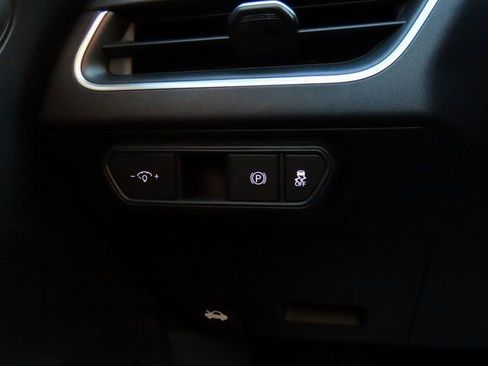 New 2025 Kia K4 LXS image 29