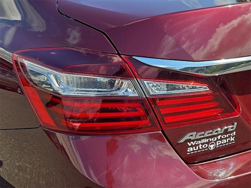 Used 2016 Honda Accord EX-L image 27