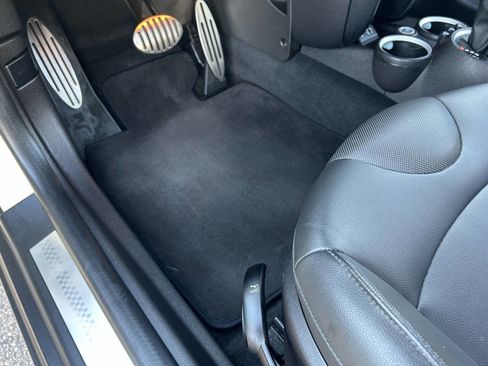 Used 2013 MINI Cooper S image 18