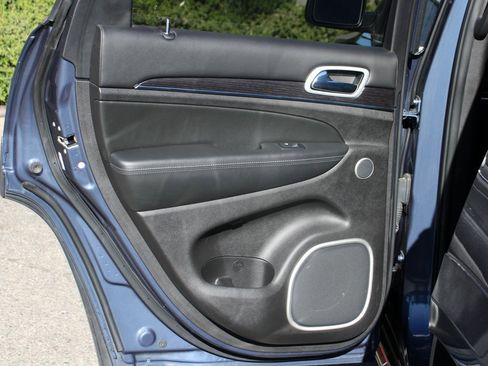 Used 2020 Jeep Grand Cherokee Summit image 37