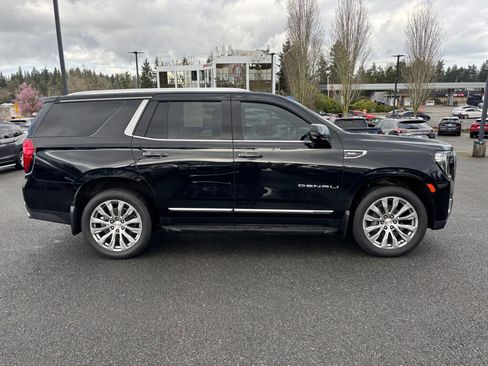 Used 2022 GMC Yukon Denali w/ Max Trailering Package image 4