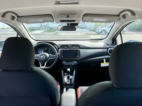 New 2025 Nissan Versa SR FWD image 6