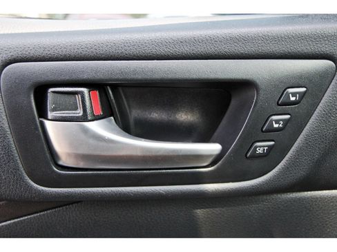 Used 2018 Toyota Highlander Limited Platinum AWD/4WD image 21