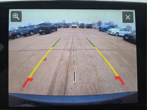 Used 2024 Chrysler Pacifica Touring-L image 20