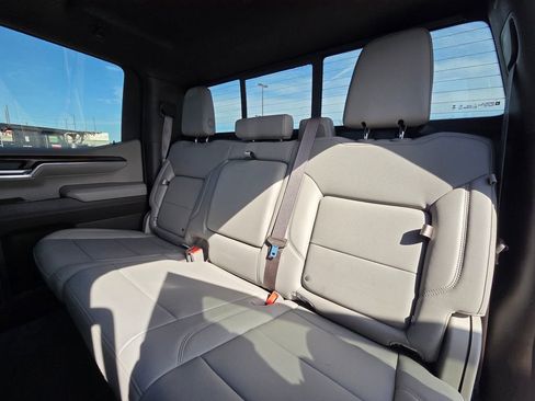 Used 2024 GMC Sierra 1500 SLT w/ SLT Premium Plus Package image 25