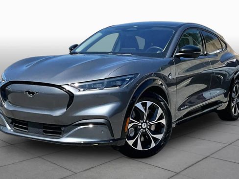 Used 2023 Ford Mustang Mach-E Premium AWD/4WD image 34