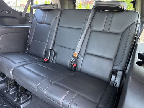 Used 2021 Chevrolet Suburban RST w/ Luxury Package AWD/4WD image 25