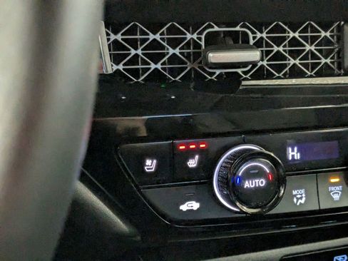 Used 2024 Honda Accord Touring image 19