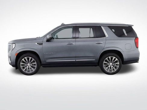 Used 2022 GMC Yukon Denali w/ Denali Premium Package AWD/4WD image 8