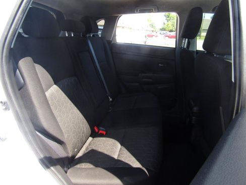Used 2023 Mitsubishi Outlander Sport AWD image 21